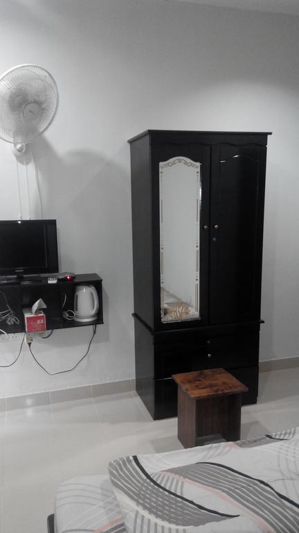 Niyaz Inn Pantai Cenang  Exterior foto